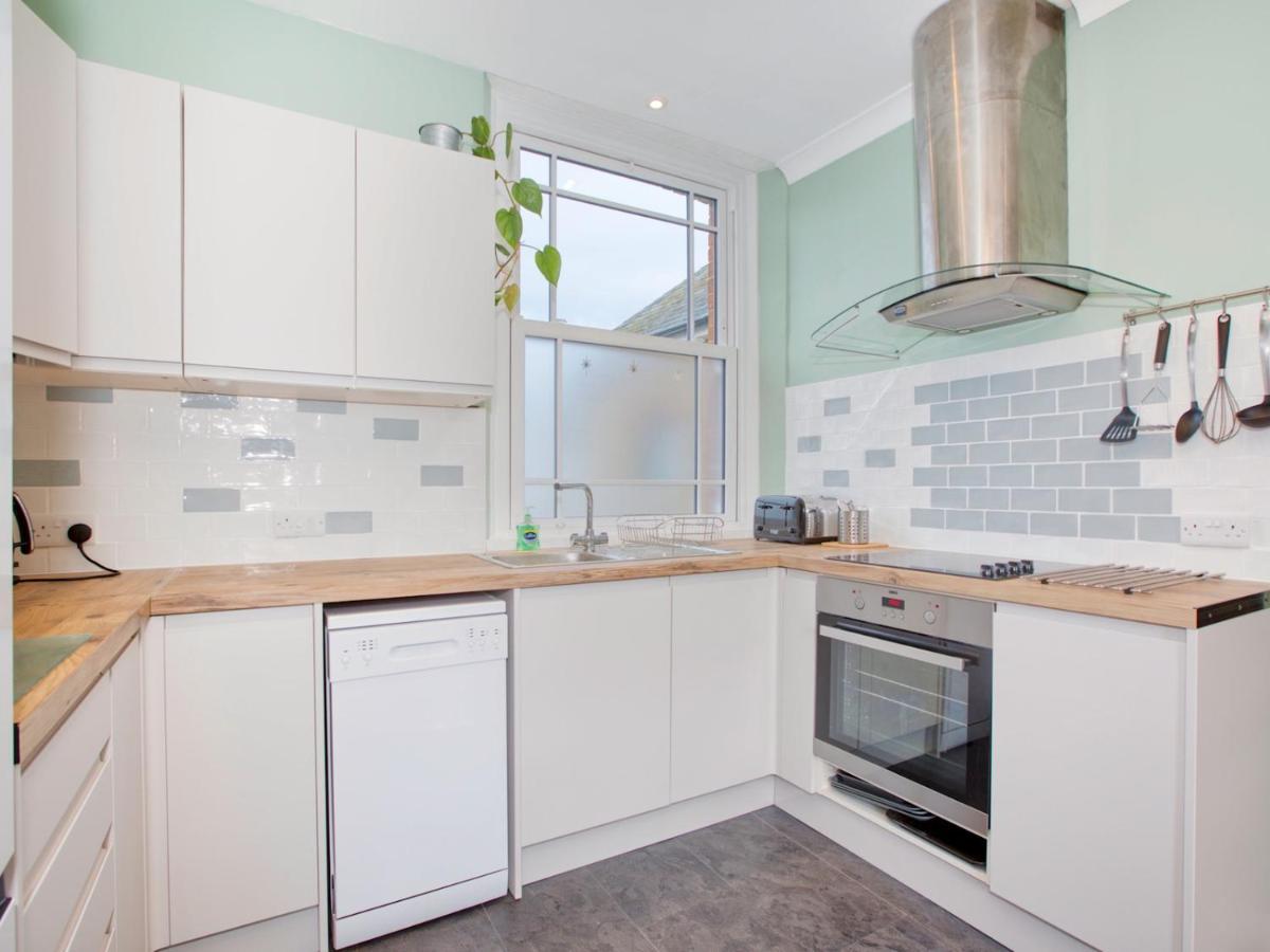 Pass The Keys Lovely 2-Bed Apartment Colyton Near Jurassic Coast Екстериор снимка