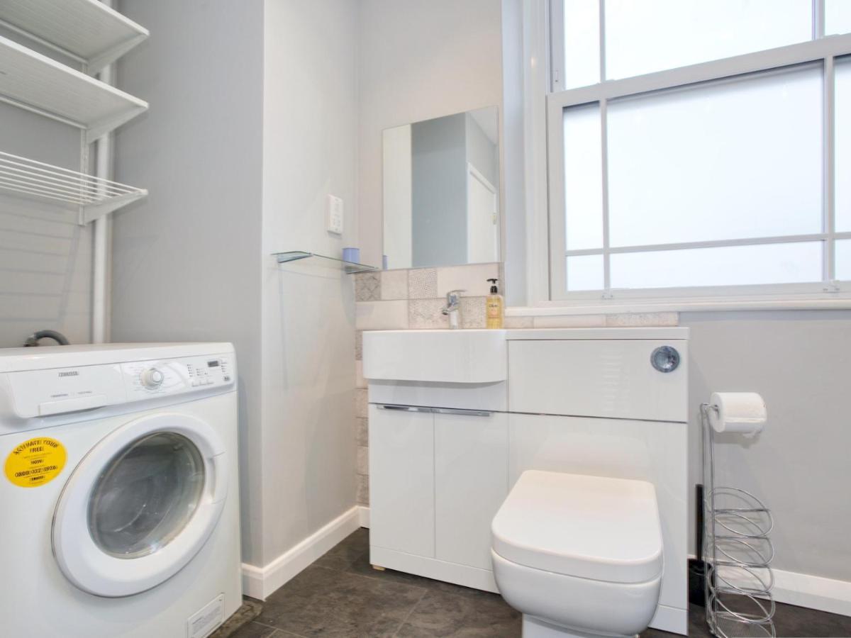 Pass The Keys Lovely 2-Bed Apartment Colyton Near Jurassic Coast Екстериор снимка