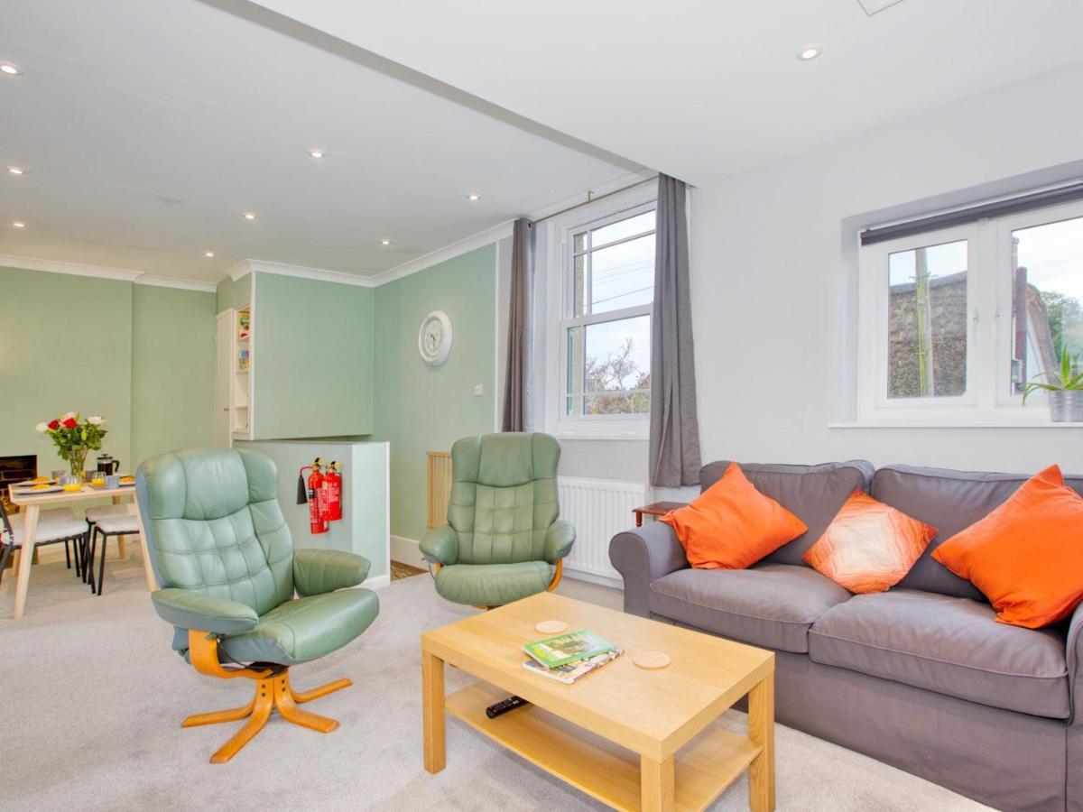 Pass The Keys Lovely 2-Bed Apartment Colyton Near Jurassic Coast Екстериор снимка